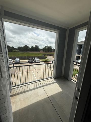 17448 N Eldridge Parkway 7202, Tomball, TX 77377