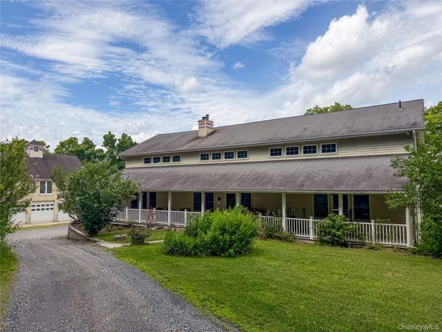 912-918 Hollow Road, Clinton Corners, NY 12514