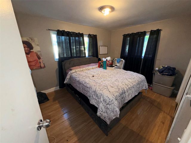 8900 NW 26th Pl, Sunrise, FL 33322