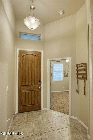 12404 CHAMBERLAIN Drive, Horizon City, TX 79928