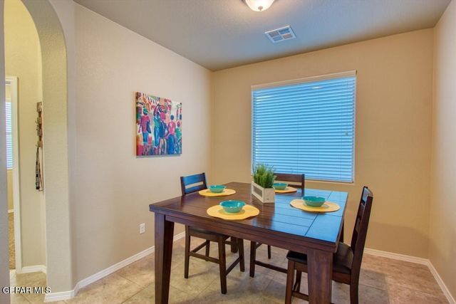 12404 CHAMBERLAIN Drive, Horizon City, TX 79928
