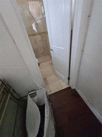 8620 SW 85th Ave, Miami, FL 33143