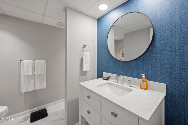 221 Woodland Road, Gatlinburg, TN 37738