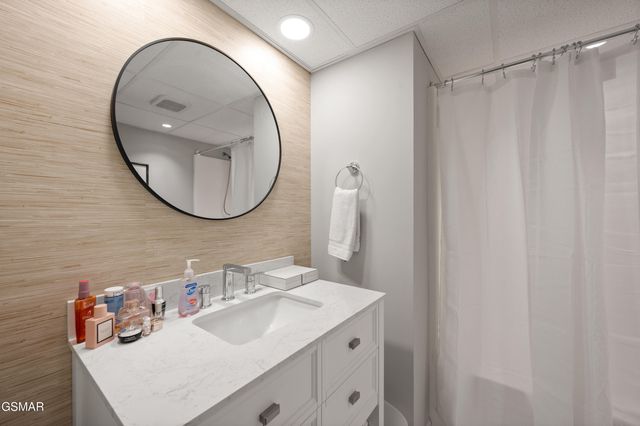 221 Woodland Road, Gatlinburg, TN 37738