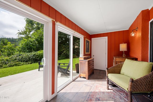 221 Woodland Road, Gatlinburg, TN 37738