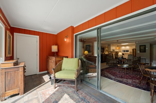 221 Woodland Road, Gatlinburg, TN 37738