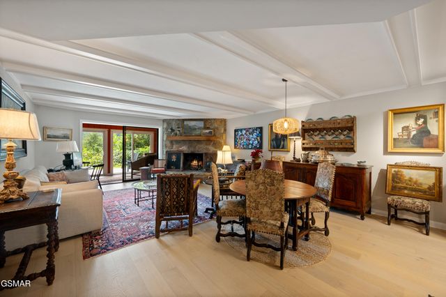 221 Woodland Road, Gatlinburg, TN 37738