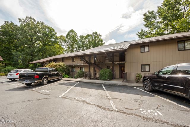 221 Woodland Road, Gatlinburg, TN 37738