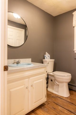 15 Hannan Ridge Rd, Haverhill, MA 01832
