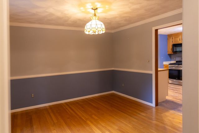 15 Hannan Ridge Rd, Haverhill, MA 01832