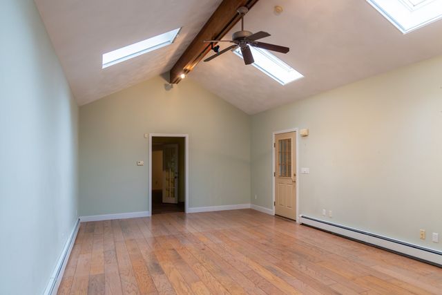 15 Hannan Ridge Rd, Haverhill, MA 01832