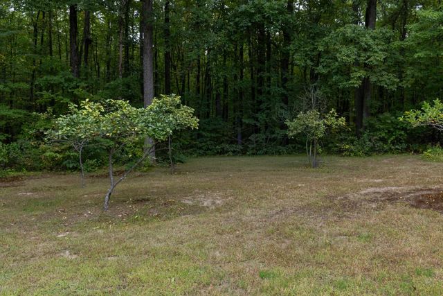 15 Hannan Ridge Rd, Haverhill, MA 01832