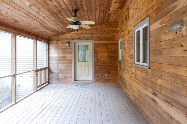 15 Hannan Ridge Rd, Haverhill, MA 01832