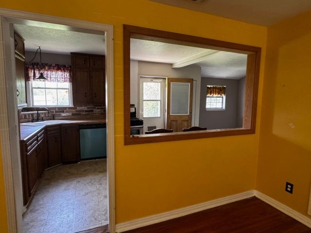 5125 Flagstone Drive, Sansom Park, TX 76114