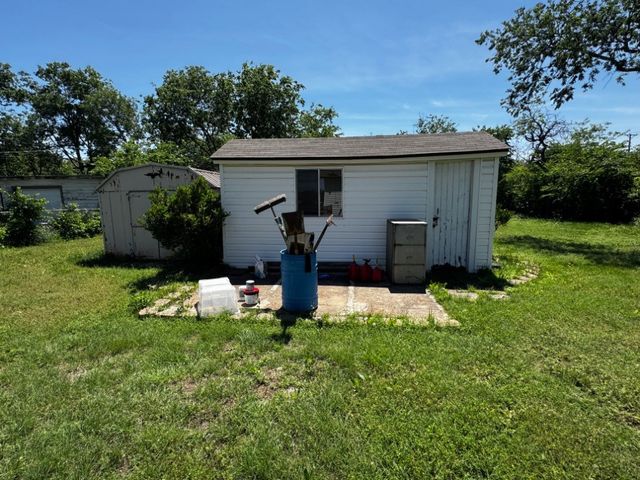 5125 Flagstone Drive, Sansom Park, TX 76114