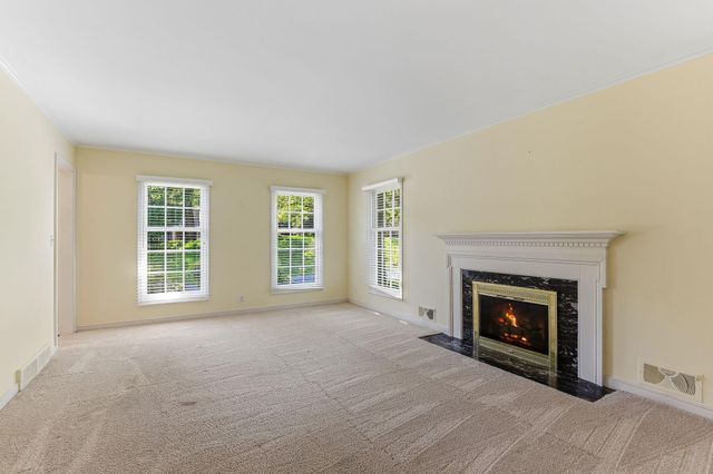 1611 Sumter Avenue N, Golden Valley, MN 55427