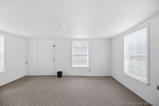 139 S Beech Street, Kellyville, OK 74039