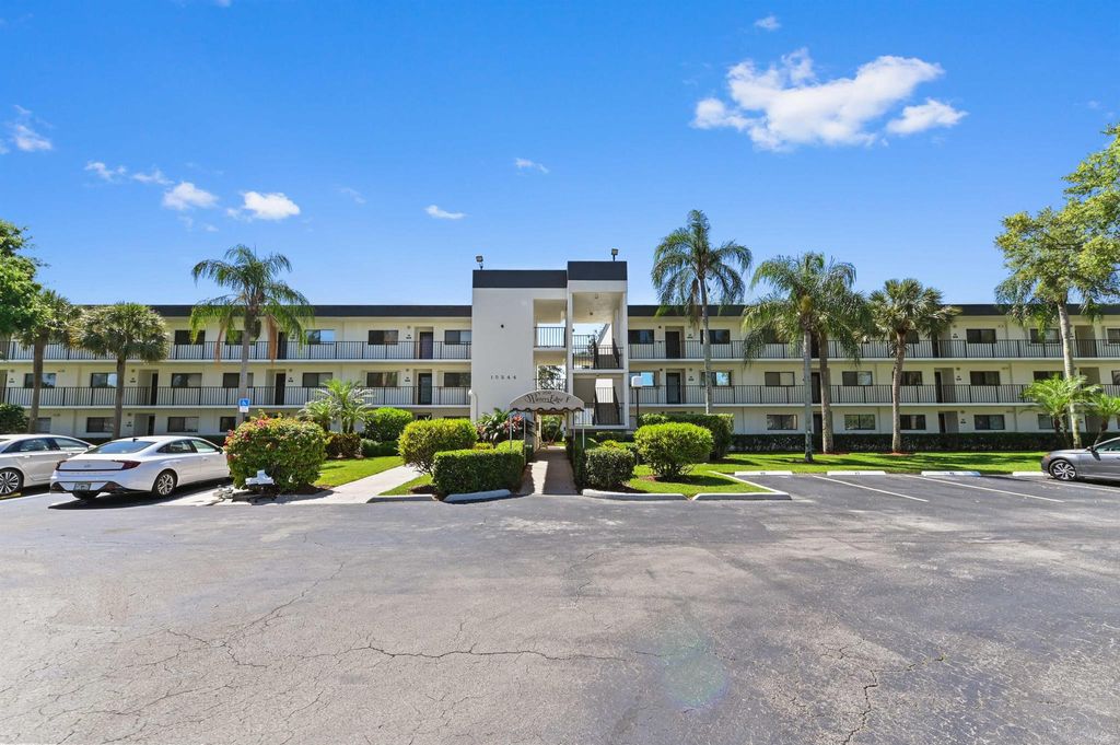 15244 Lakes Of Delray Boulevard 203, Delray Beach, FL 33484