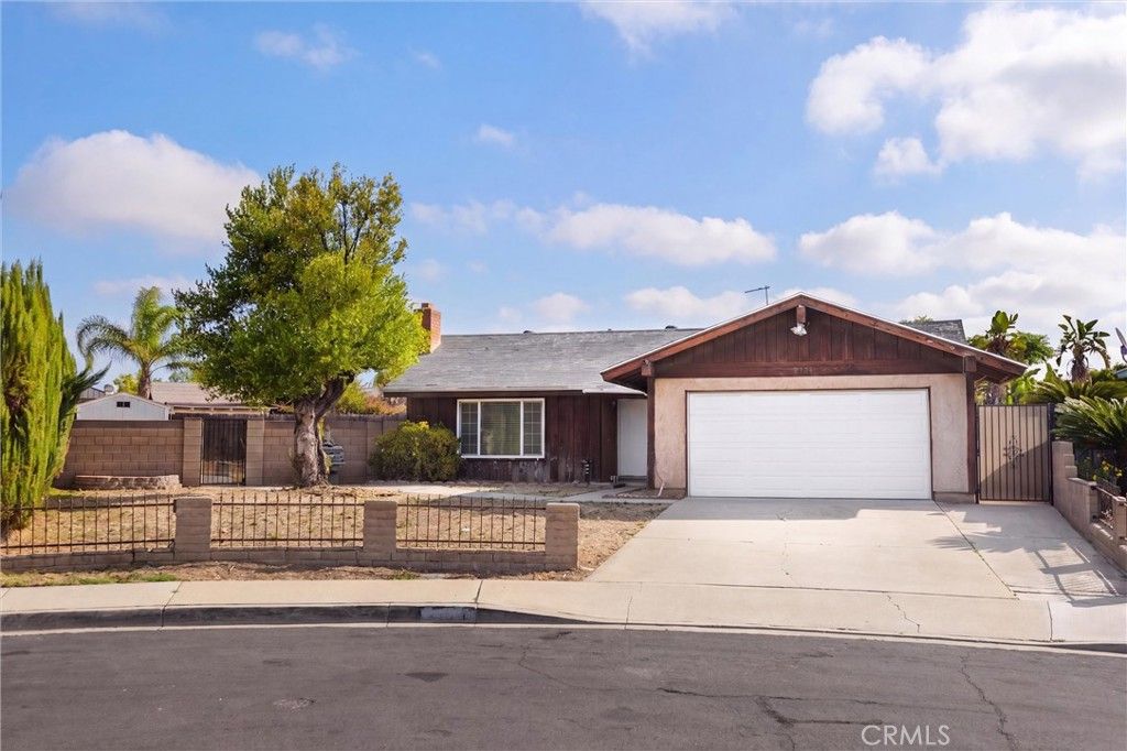 2701 S Whispering Lakes Court, Ontario, CA 91761