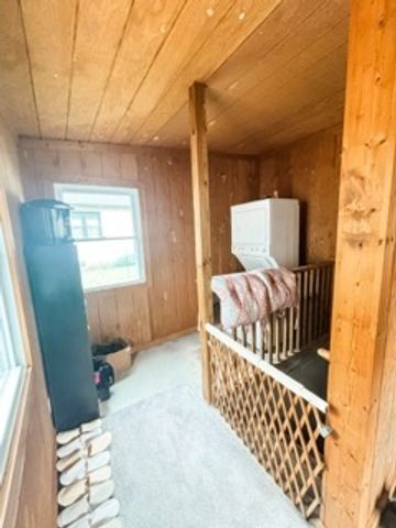221 E Main Street, Genoa, IL 60135