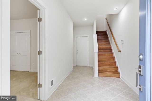 12170 WAVELAND, Fairfax, VA 22033