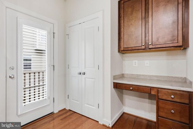 12170 WAVELAND, Fairfax, VA 22033