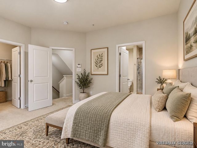 12170 WAVELAND, Fairfax, VA 22033