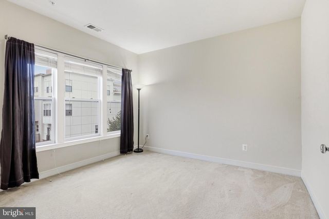 12170 WAVELAND, Fairfax, VA 22033