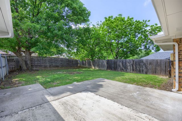 3123 Honeydew Drive, Carrollton, TX 75007