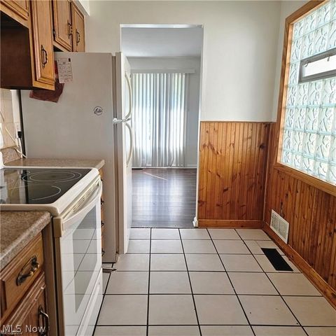 3900 Wetzel Avenue, Cleveland, OH 44109