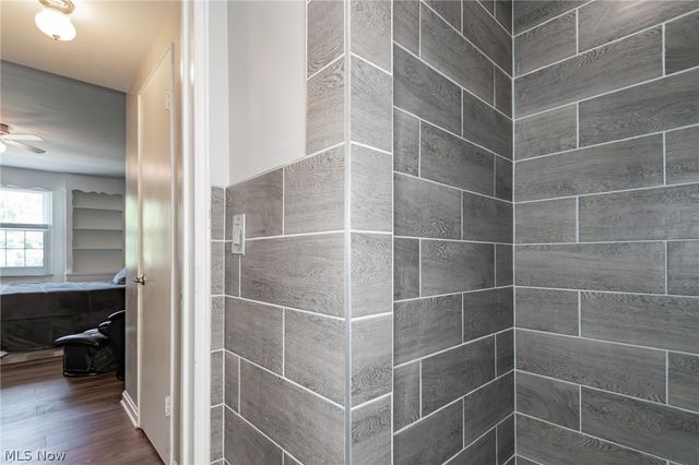 13800 Fairhill Road 419, Cleveland, OH 44120