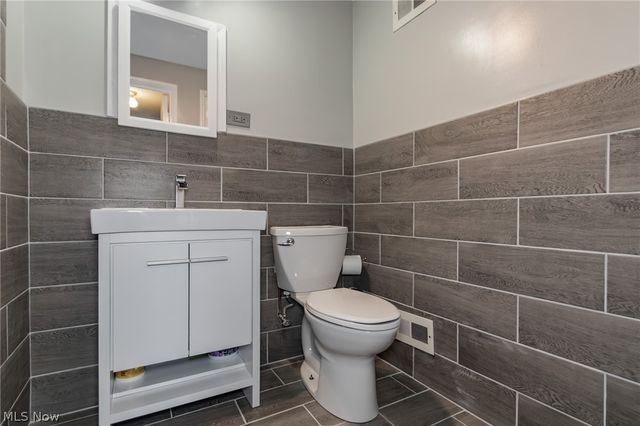 13800 Fairhill Road 419, Cleveland, OH 44120