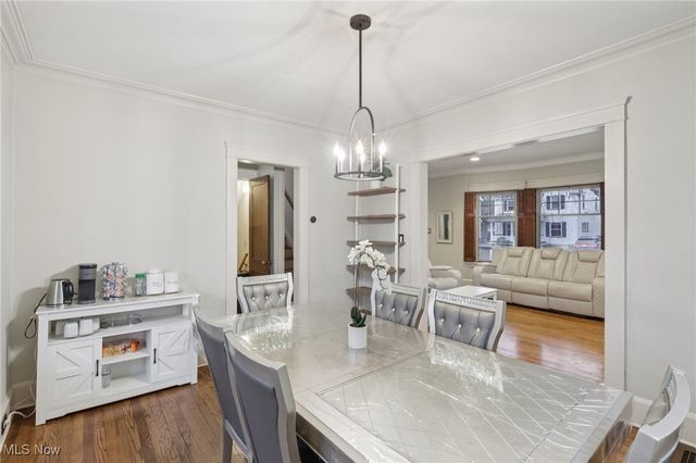 1566 Elbur Avenue, Lakewood, OH 44107