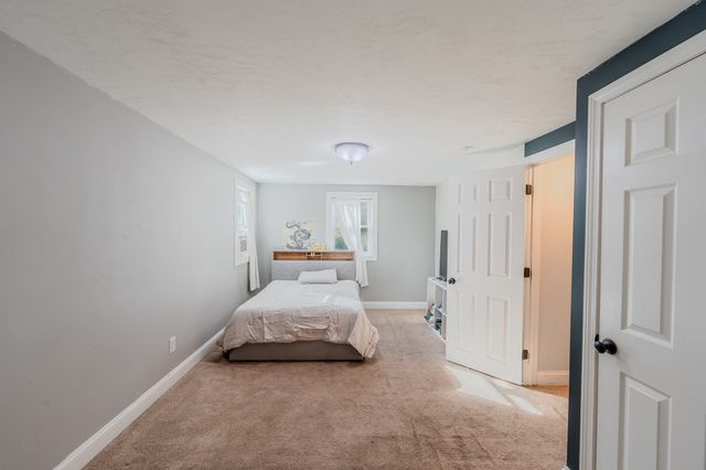 601 East St, Wrentham, MA 02093