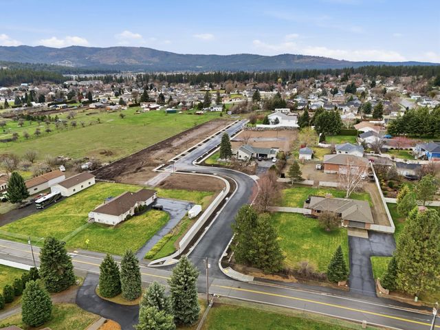 2515 S Warren Ln, Spokane Valley, WA 99037