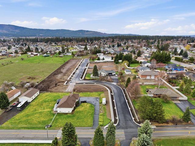 2515 S Warren Ln, Spokane Valley, WA 99037