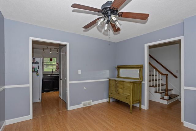 7612 Horton Avenue, Urbandale, IA 50322