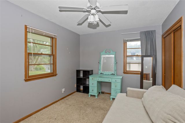 7612 Horton Avenue, Urbandale, IA 50322