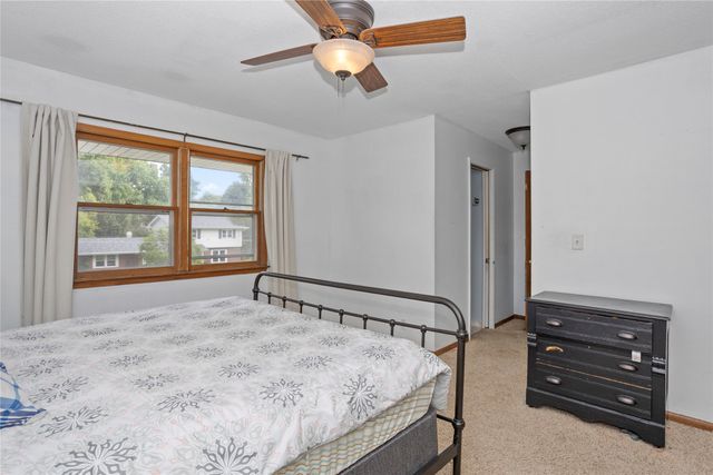7612 Horton Avenue, Urbandale, IA 50322