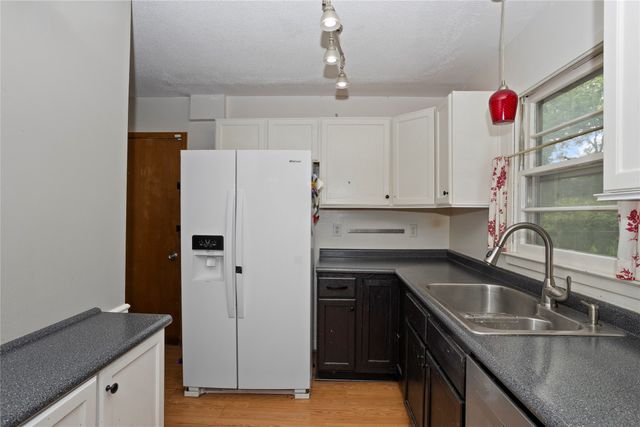 7612 Horton Avenue, Urbandale, IA 50322