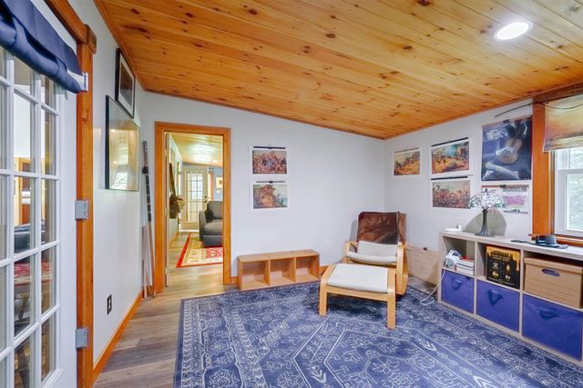 23 Beechwood Road, Hudson, NH 03051