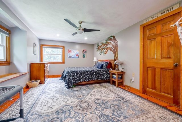 23 Beechwood Road, Hudson, NH 03051