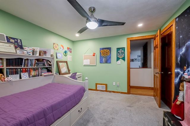23 Beechwood Road, Hudson, NH 03051