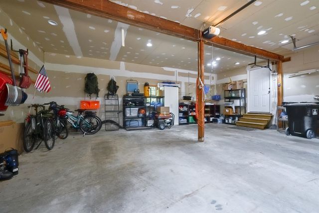 23 Beechwood Road, Hudson, NH 03051