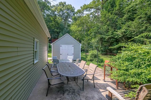 23 Beechwood Road, Hudson, NH 03051