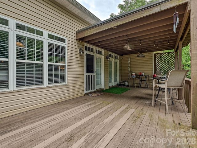 8729 Riverwood Road, Terrell, NC 28682