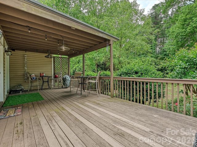 8729 Riverwood Road, Terrell, NC 28682