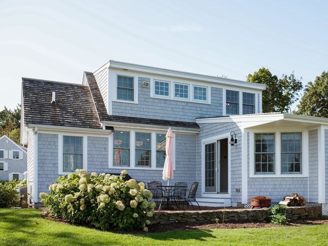 20 Seabury Point Road, Duxbury, MA 02332