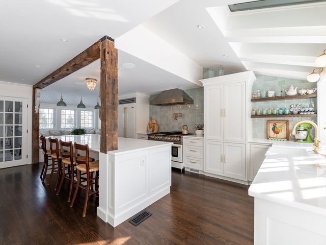 20 Seabury Point Road, Duxbury, MA 02332