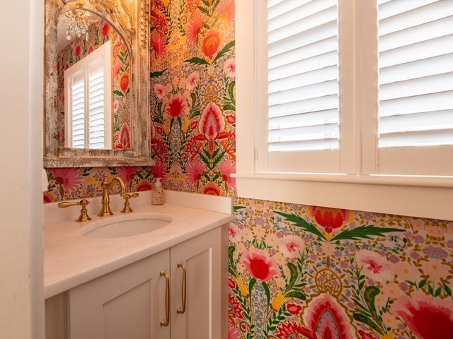 20 Seabury Point Road, Duxbury, MA 02332